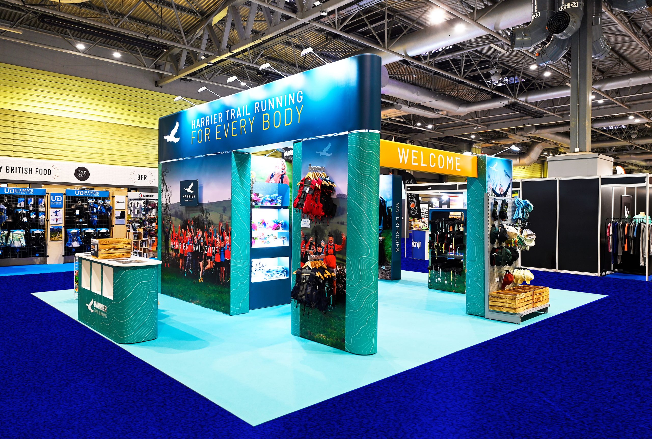 Monochromatic Running exhibition stand by Quadrant2Design