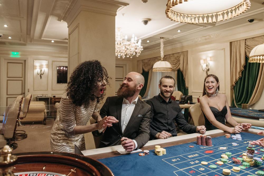 The Role of Fashion in Major Industries: How High Fashion Is Shaping the Sports Betting Experience