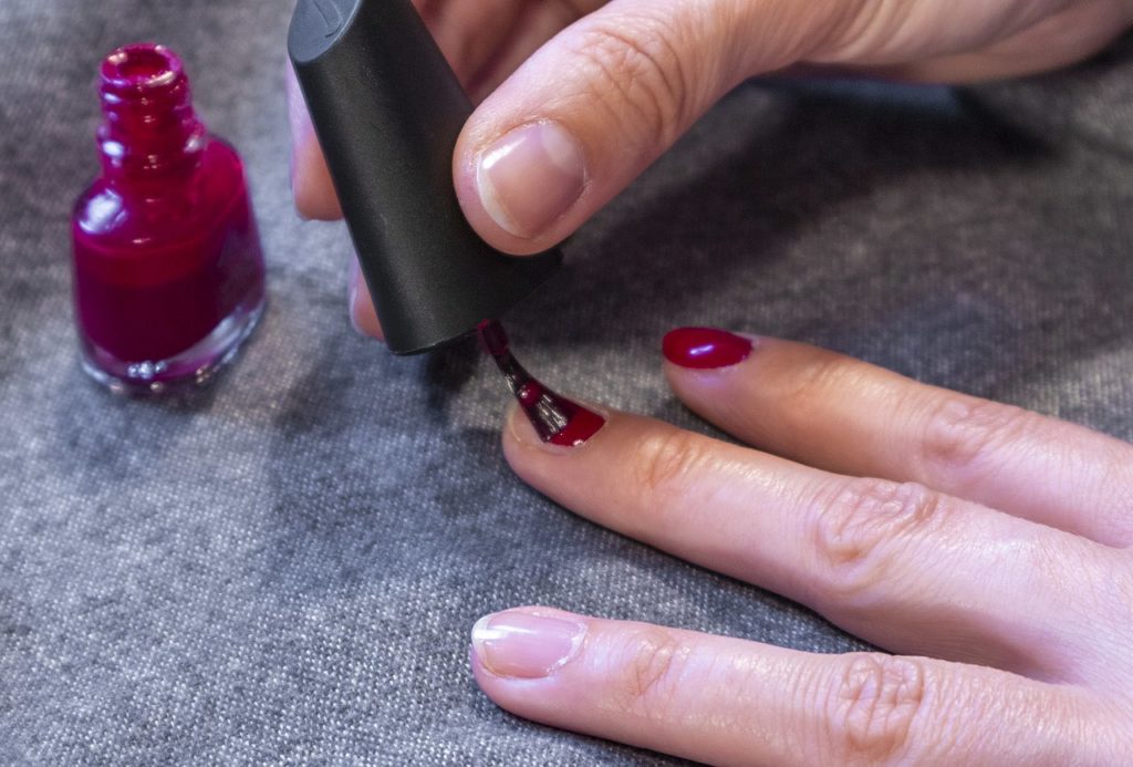 Mistakes that Might Destroy Your Nails