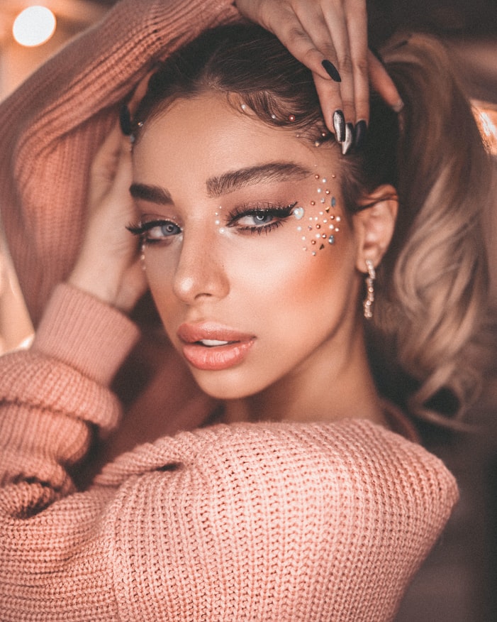 Vintage Makeup Looks That Might Be Back in Fashion