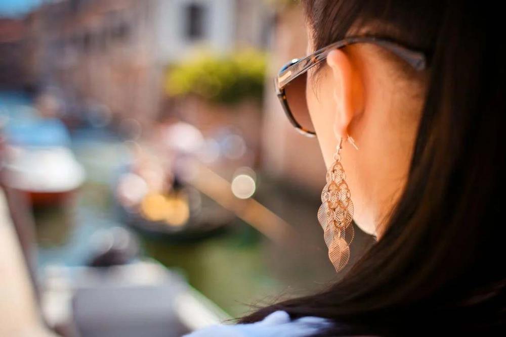 Woman wearing an earring