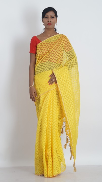 Get a whopping 75% off on your favorite Indian ethnic fashion wear