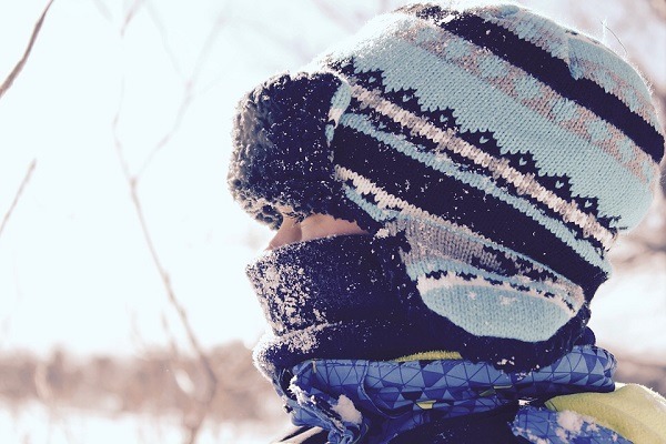 How to choose the perfect size winter hats for your child