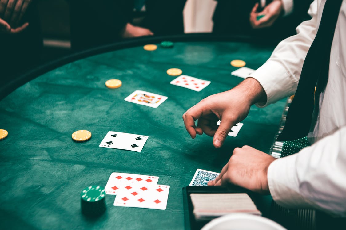 The history of casino dress code and how it made it into the mainstream