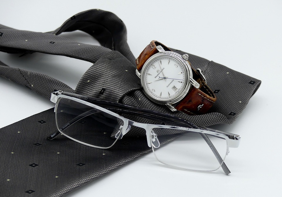 15 Must-Have Fashion Accessories For Men