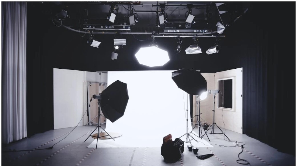 How to Build Your Own Home Photography Studio