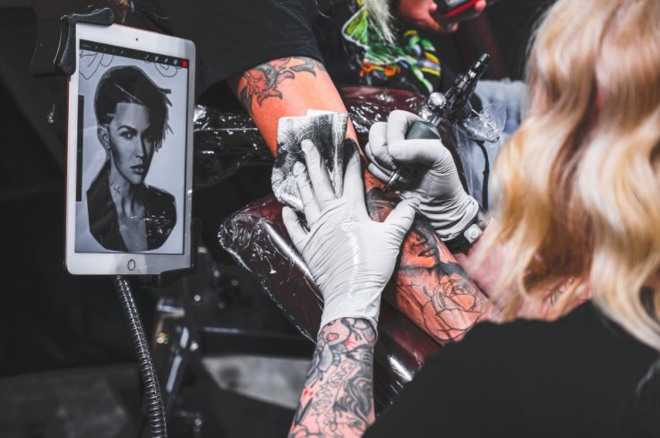 Why You Should Visit A Tattoo Artist