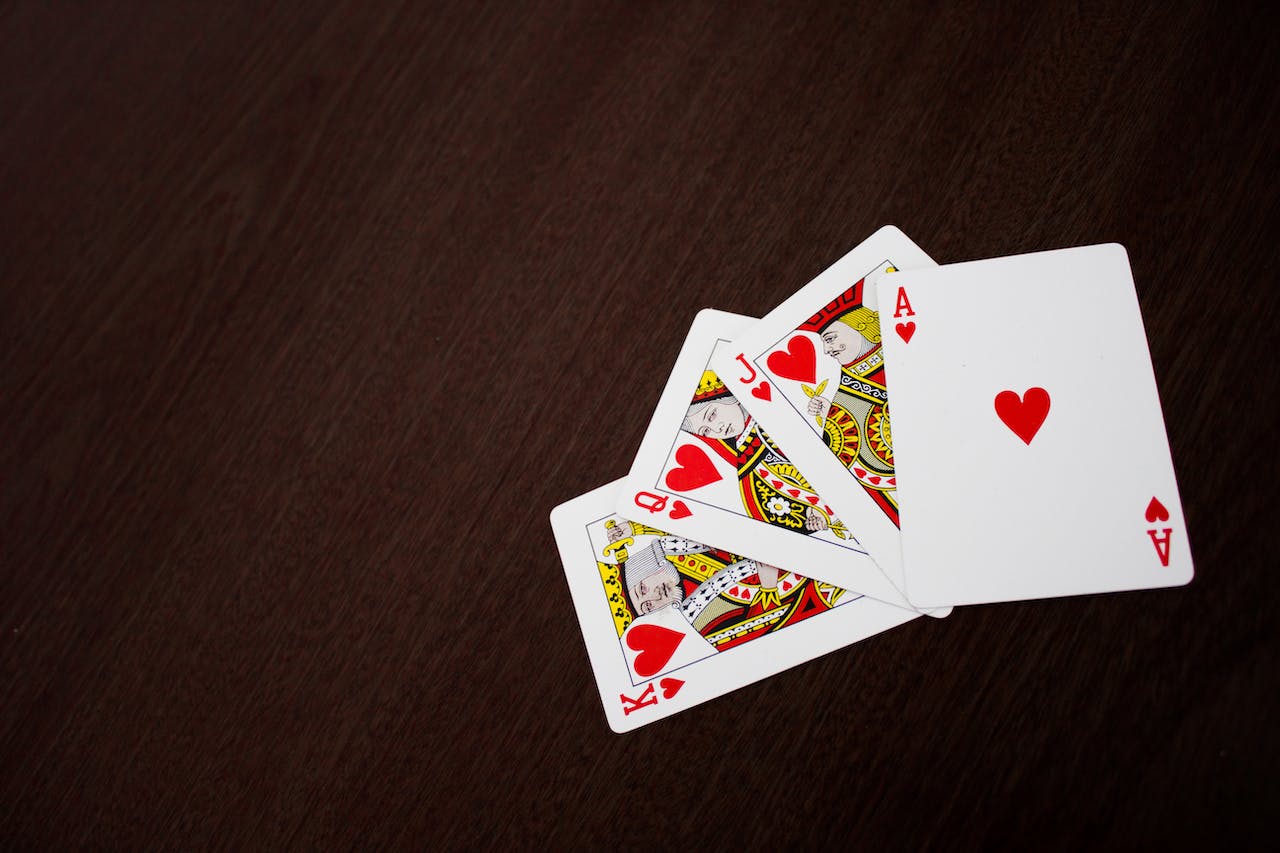 Top 5 Benefits Of Playing Rummy Online