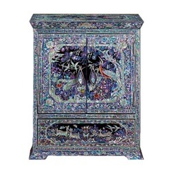 Choose antique jewelry box for their soul