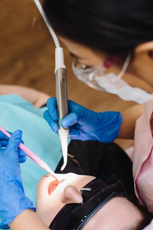 How To Spot On The Best Dentist In Your Area