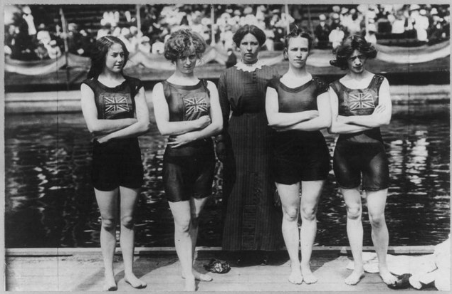 a group of female swimmers in the 1912 Olympics