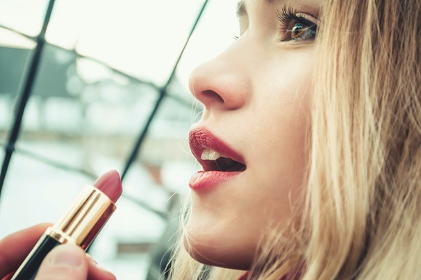 Which Color of Lipstick is the Best Five Makeup Industry's Top Picks