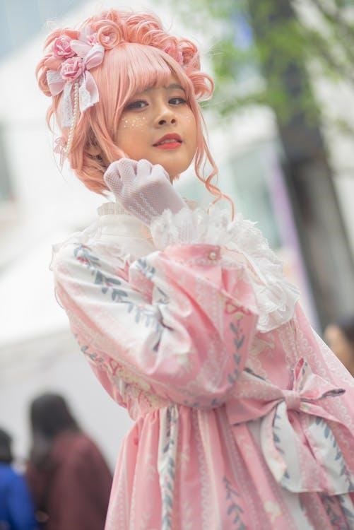 A Beginner’s Guide to Lolita Fashion Looks