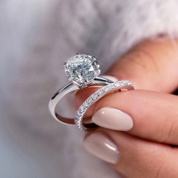 Things To Consider Before Buying An Engagement Ring